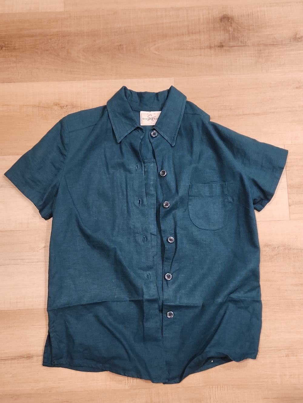 Casual Short-Sleeve Button-Down Shirt in Teal for Women